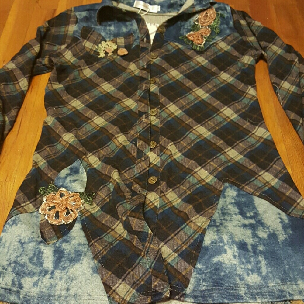 Simply Couture Button Up Plaid Shirt LS